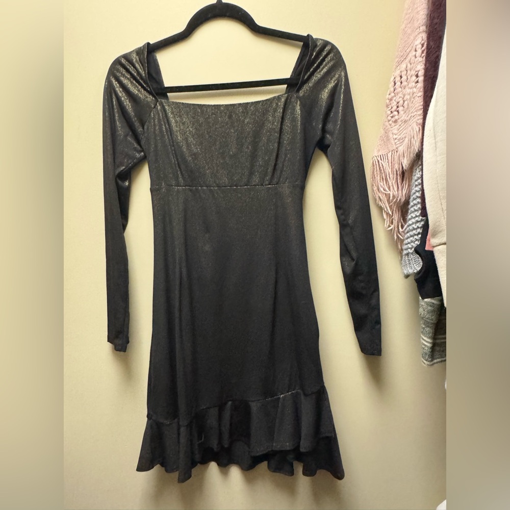 Elegant Black Long Sleeve Dress